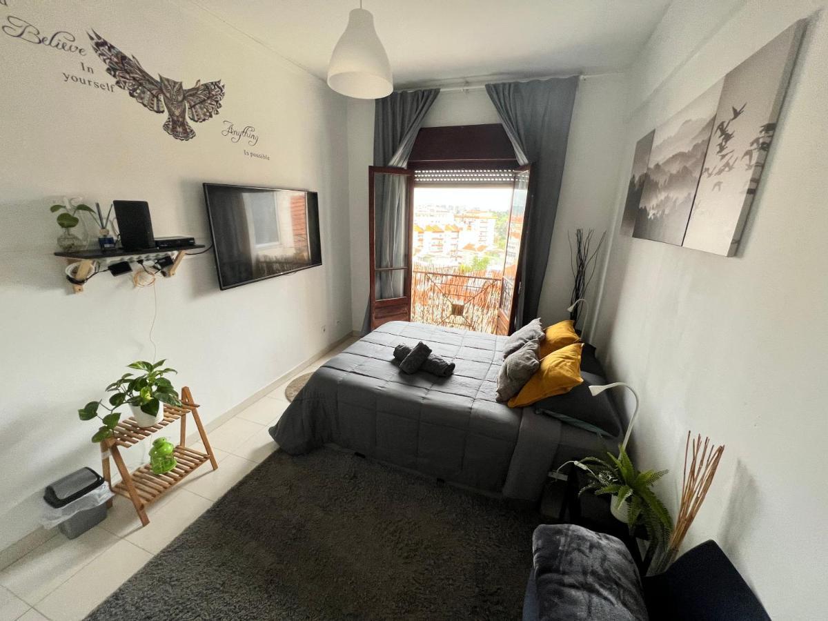 Cardia'S Guest House Sacavém المظهر الخارجي الصورة